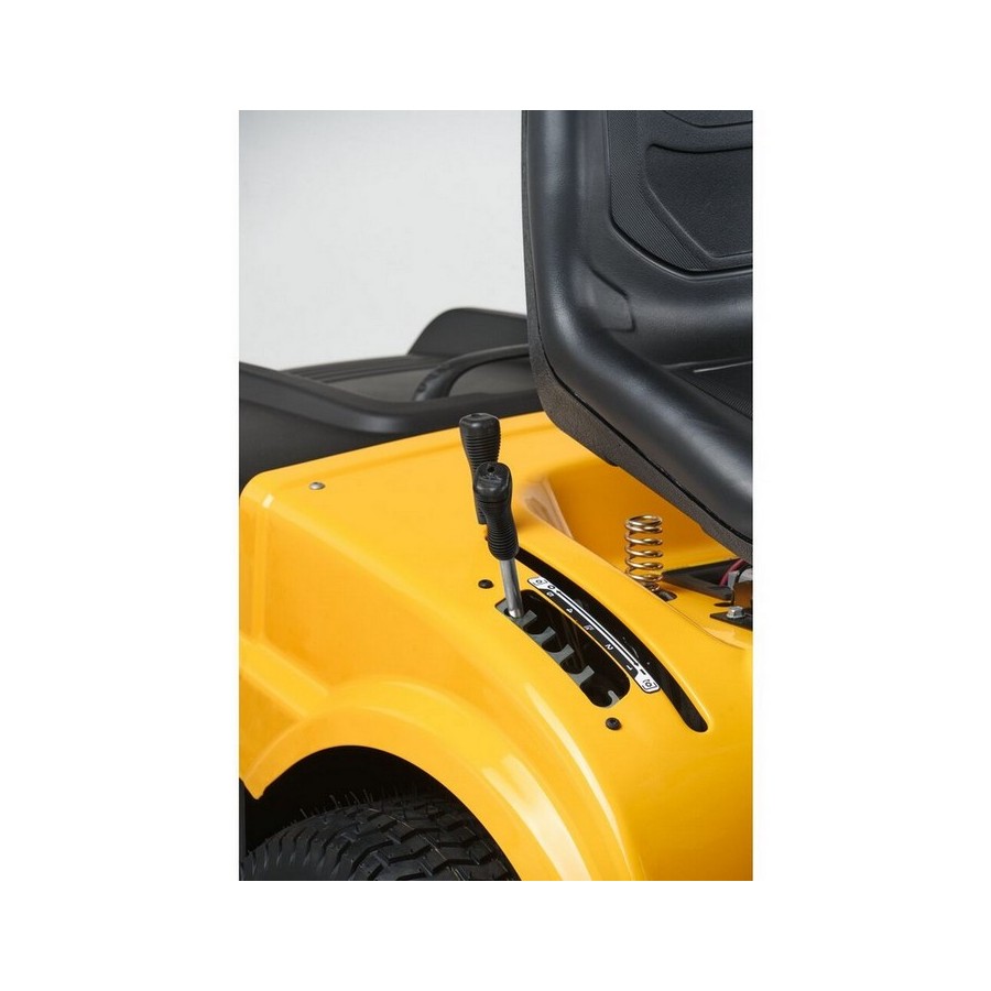 TRAKTOR OGRODOWY CUB CADET LT2 NR92 